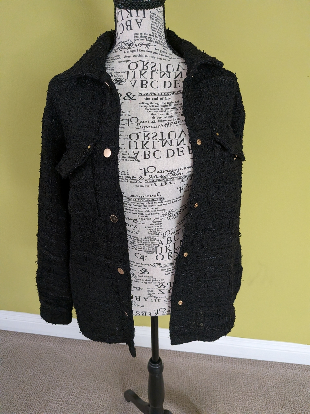 Zara Black Textured Button-Up Jacket with Subtle Sheen